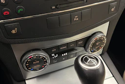 musta Mercedes-Benz C 2008 kuva 26.