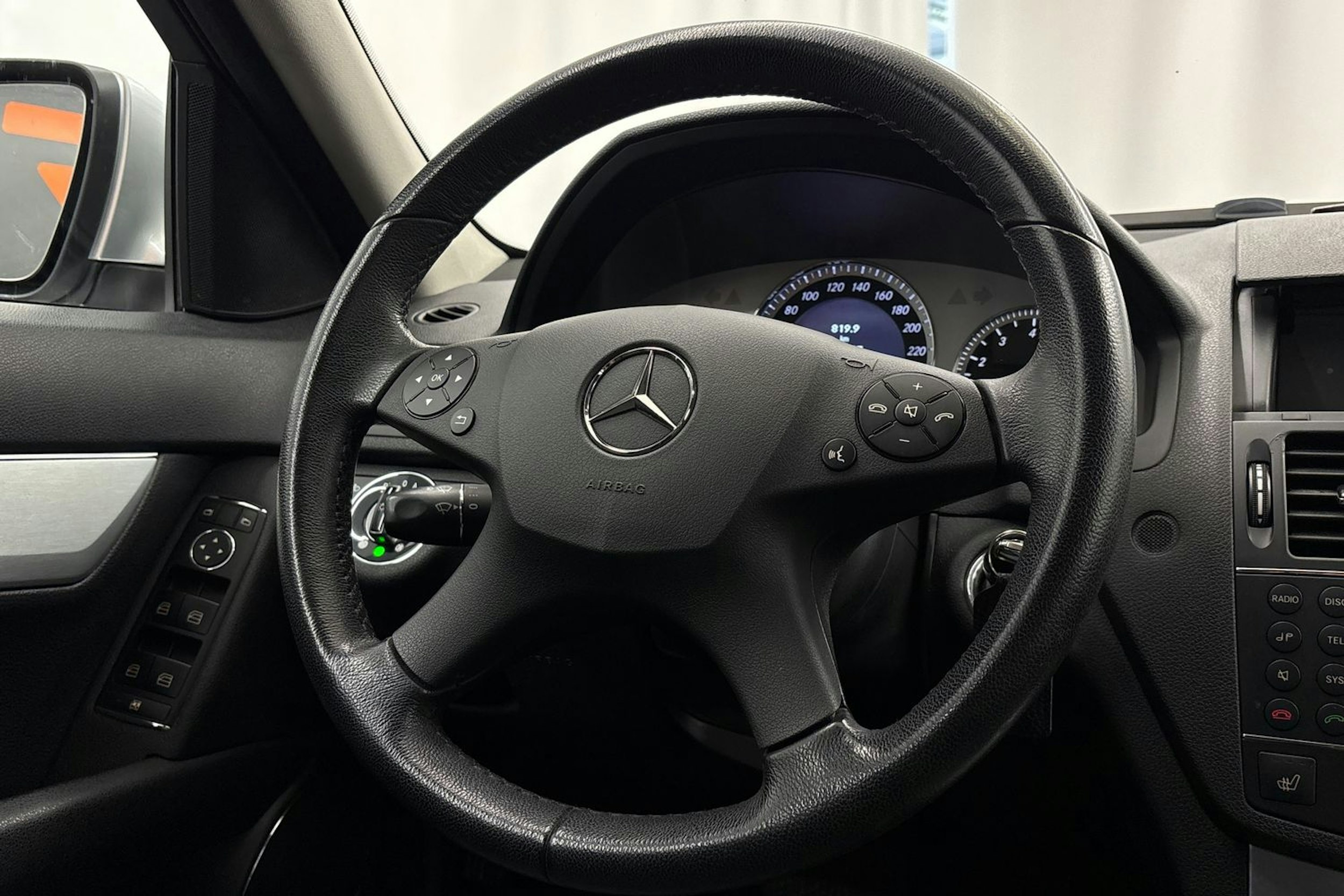 harmaa Mercedes-Benz C 2008 kuva 15.