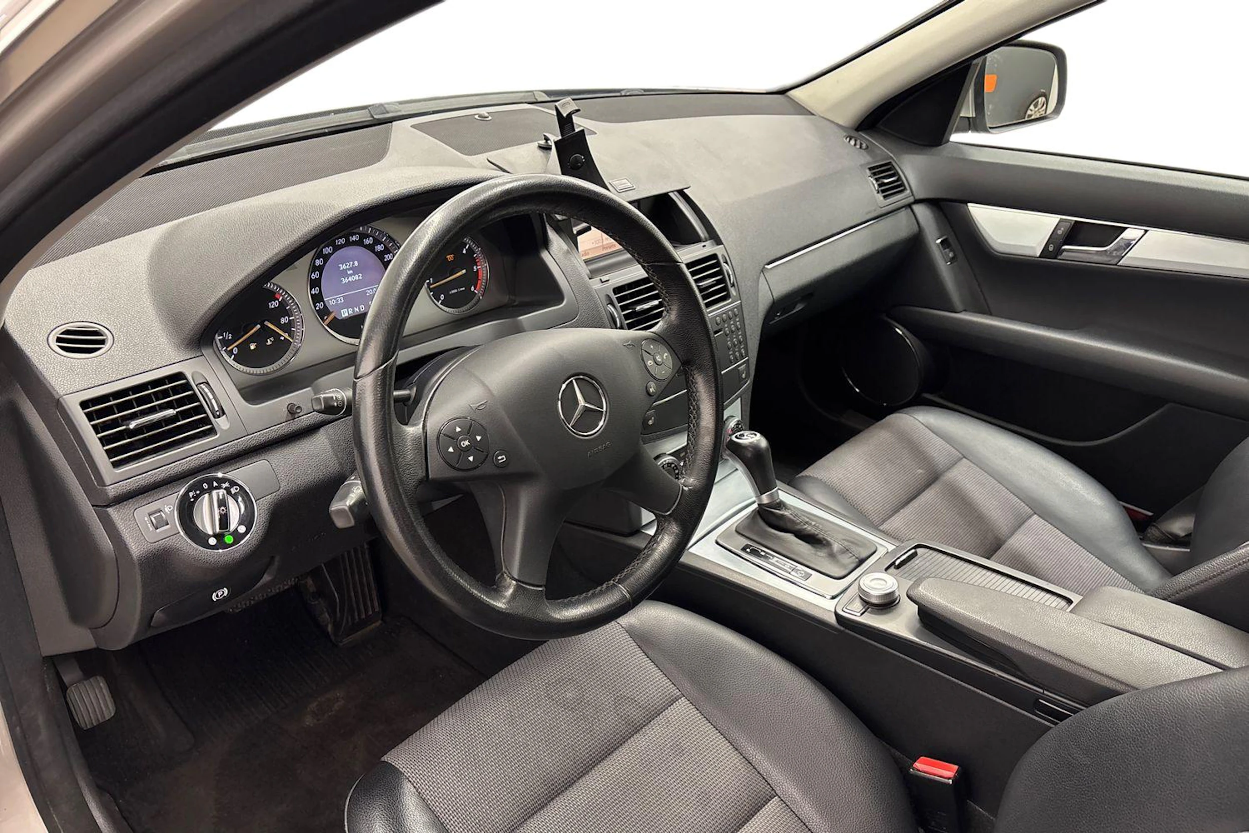 Harmaa Mercedes-Benz C 2008 kuva 8.