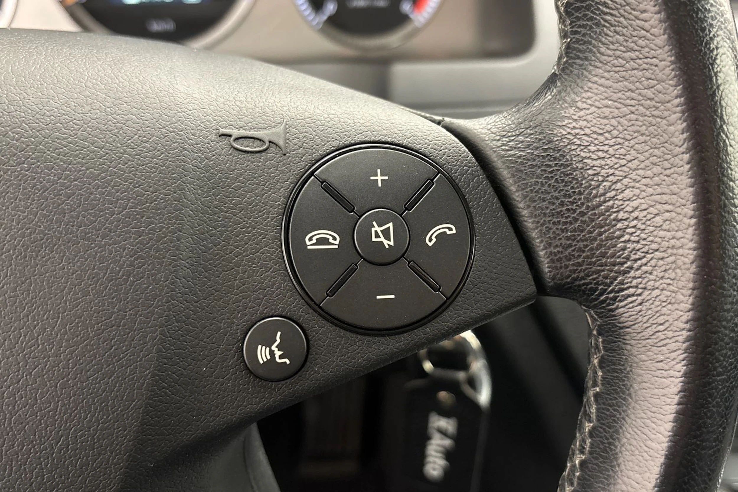 Harmaa Mercedes-Benz C 2008 kuva 18.