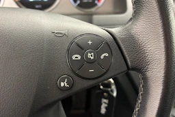 Harmaa Mercedes-Benz C 2008 kuva 18.