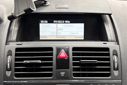 Harmaa Mercedes-Benz C 2008 kuva 21.