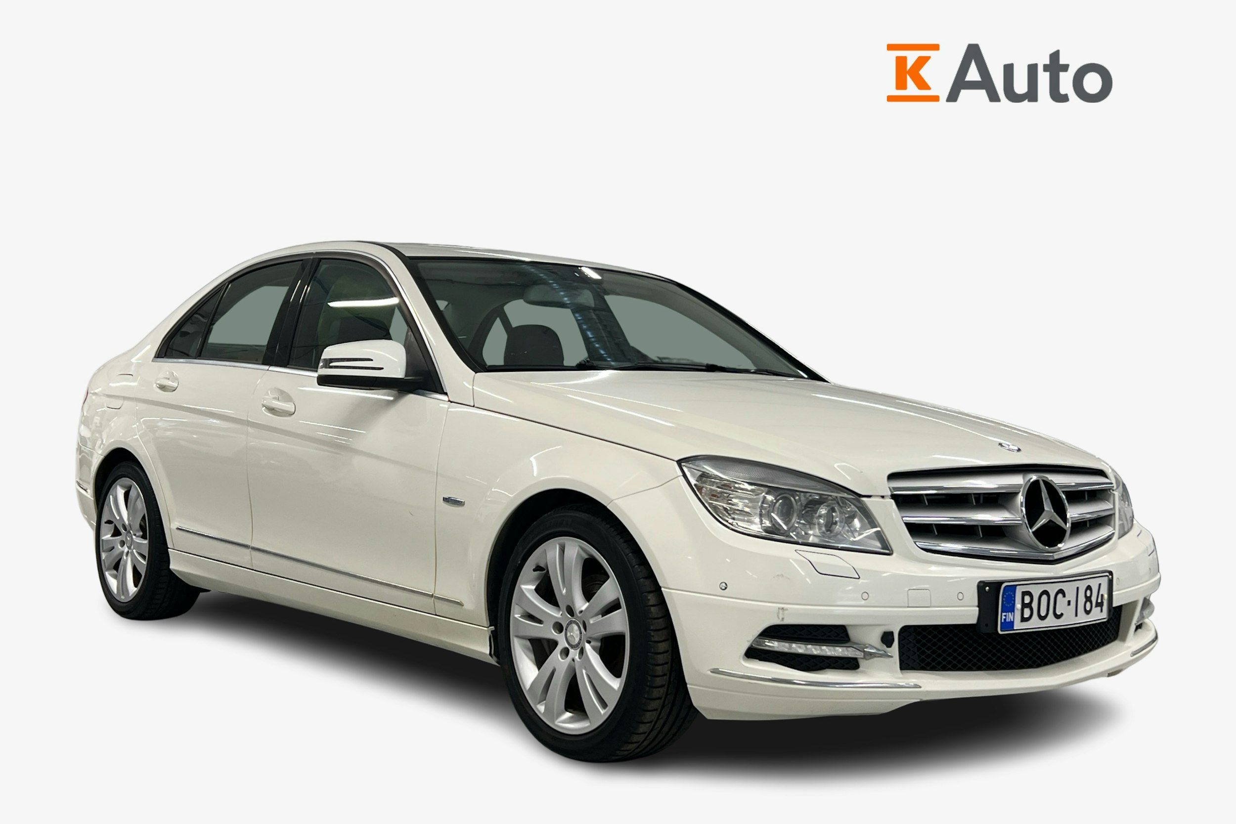 Valkoinen Mercedes-Benz C 2010 kuva 1.