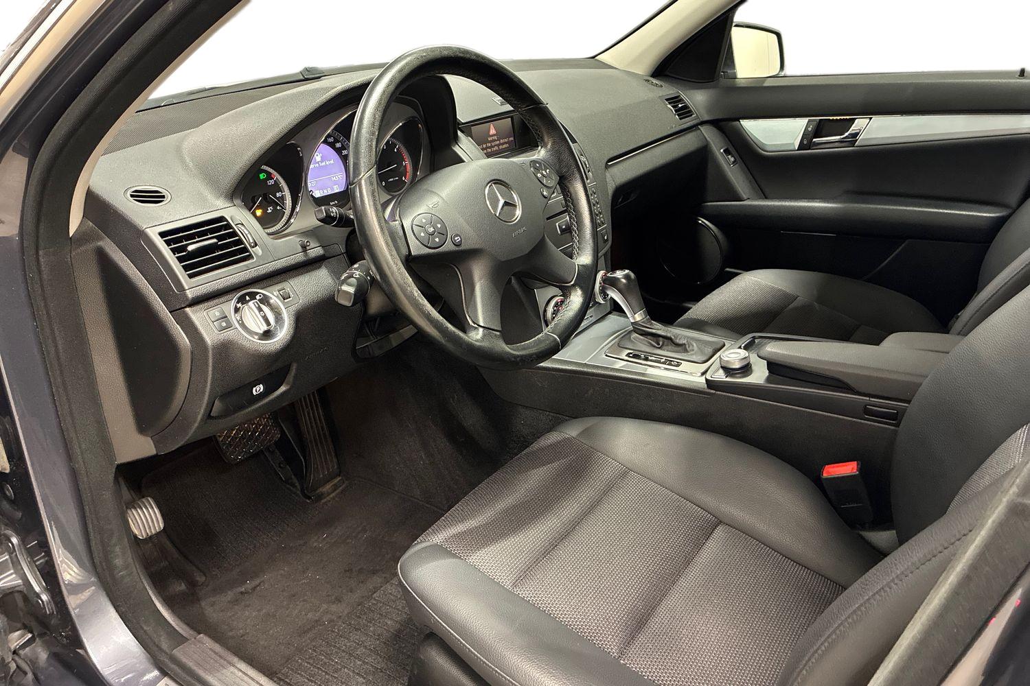 Mercedes-Benz C 220 CDI BE A 2010, kuva 6/28