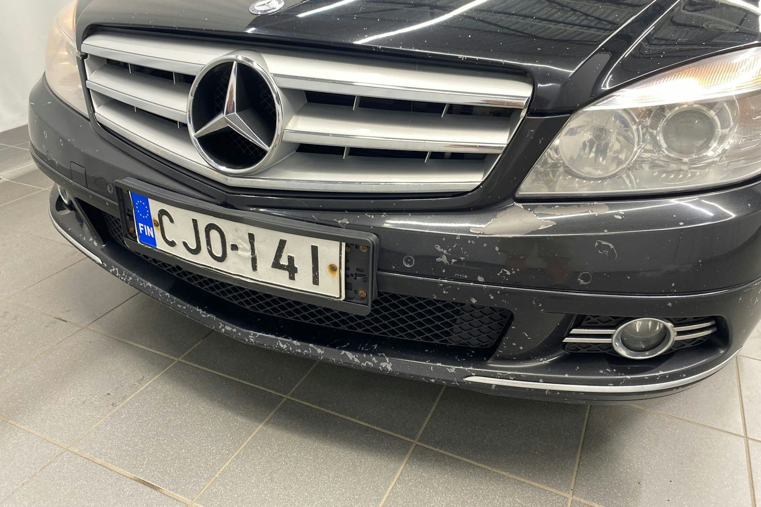musta Mercedes-Benz C 2010 kuva 13.