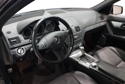 musta Mercedes-Benz C 2010 kuva 7.