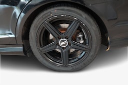 musta Mercedes-Benz C 2010 kuva 11.