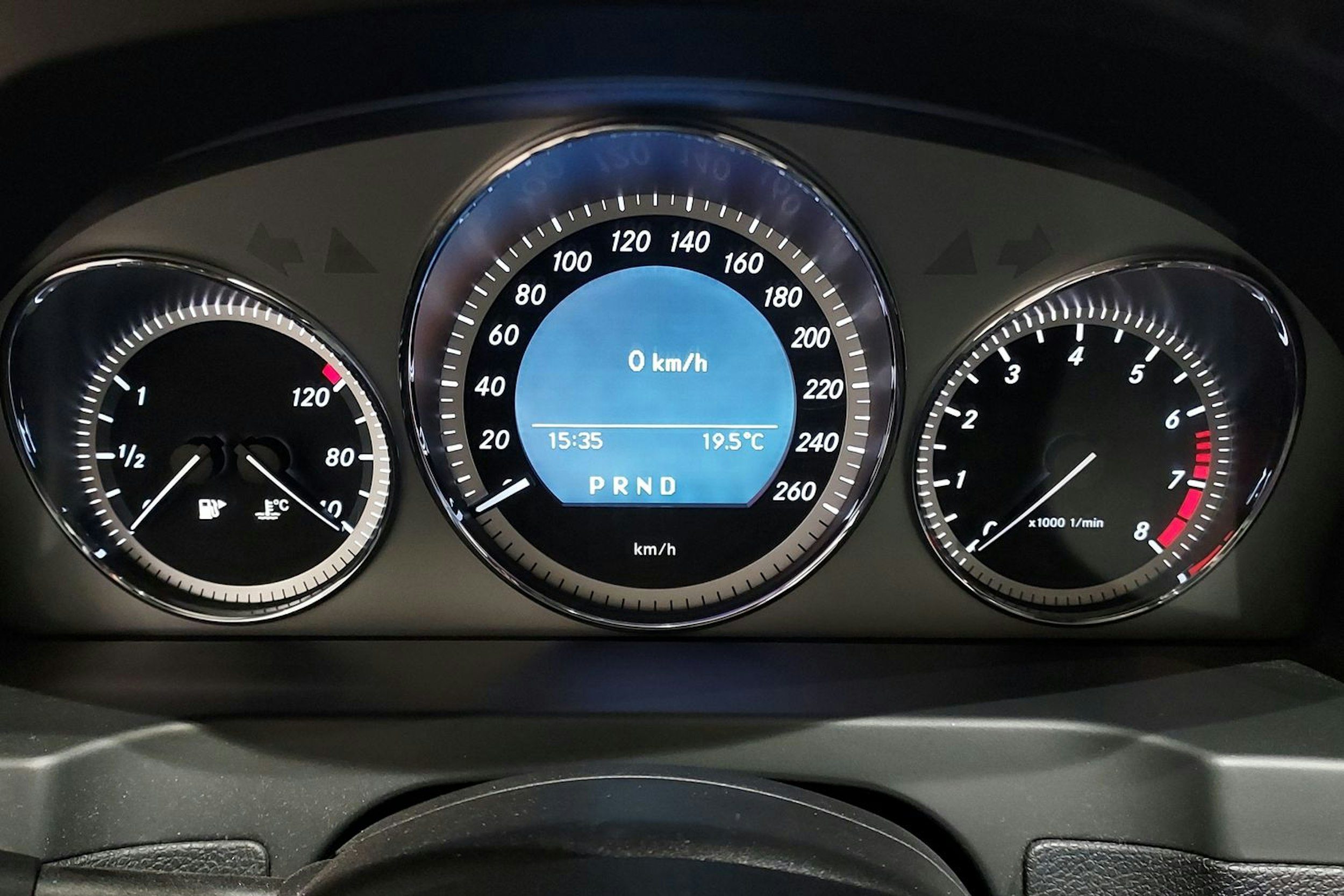 musta Mercedes-Benz C 2010 kuva 19.