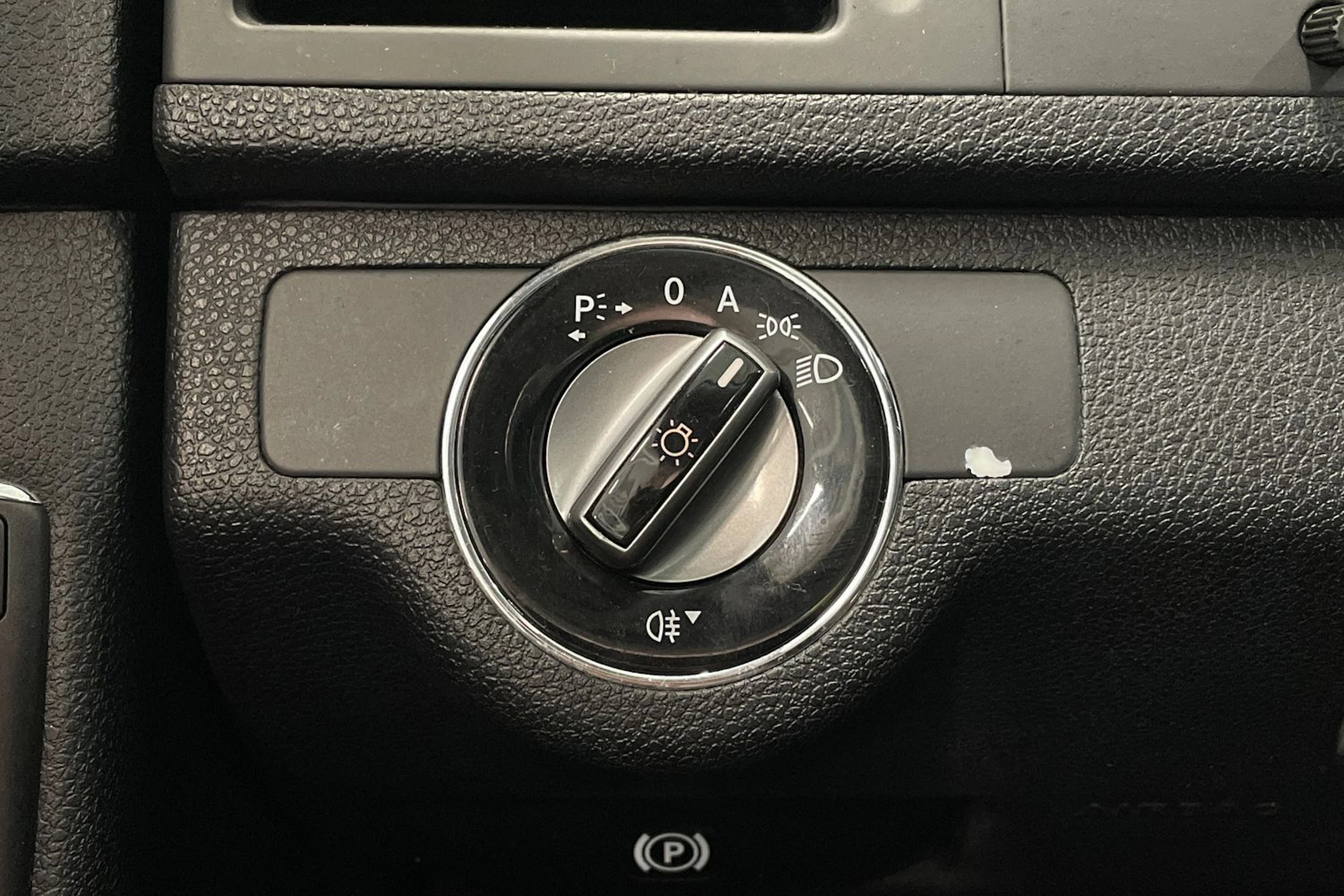 valkoinen Mercedes-Benz C 2010 kuva 16.