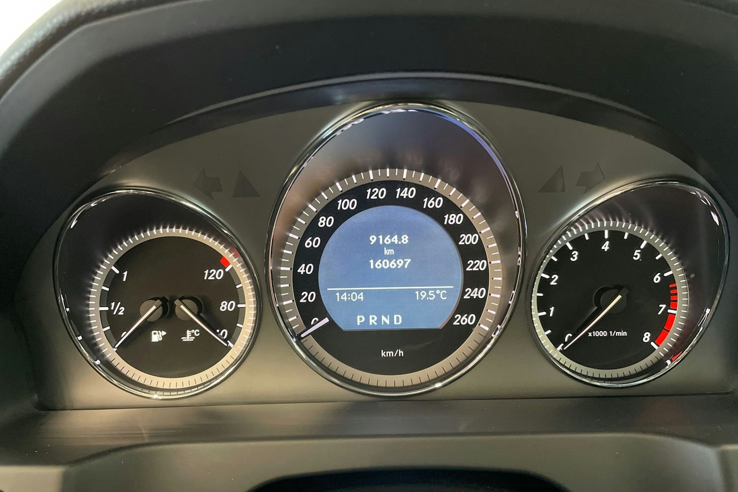 valkoinen Mercedes-Benz C 2010 kuva 19.