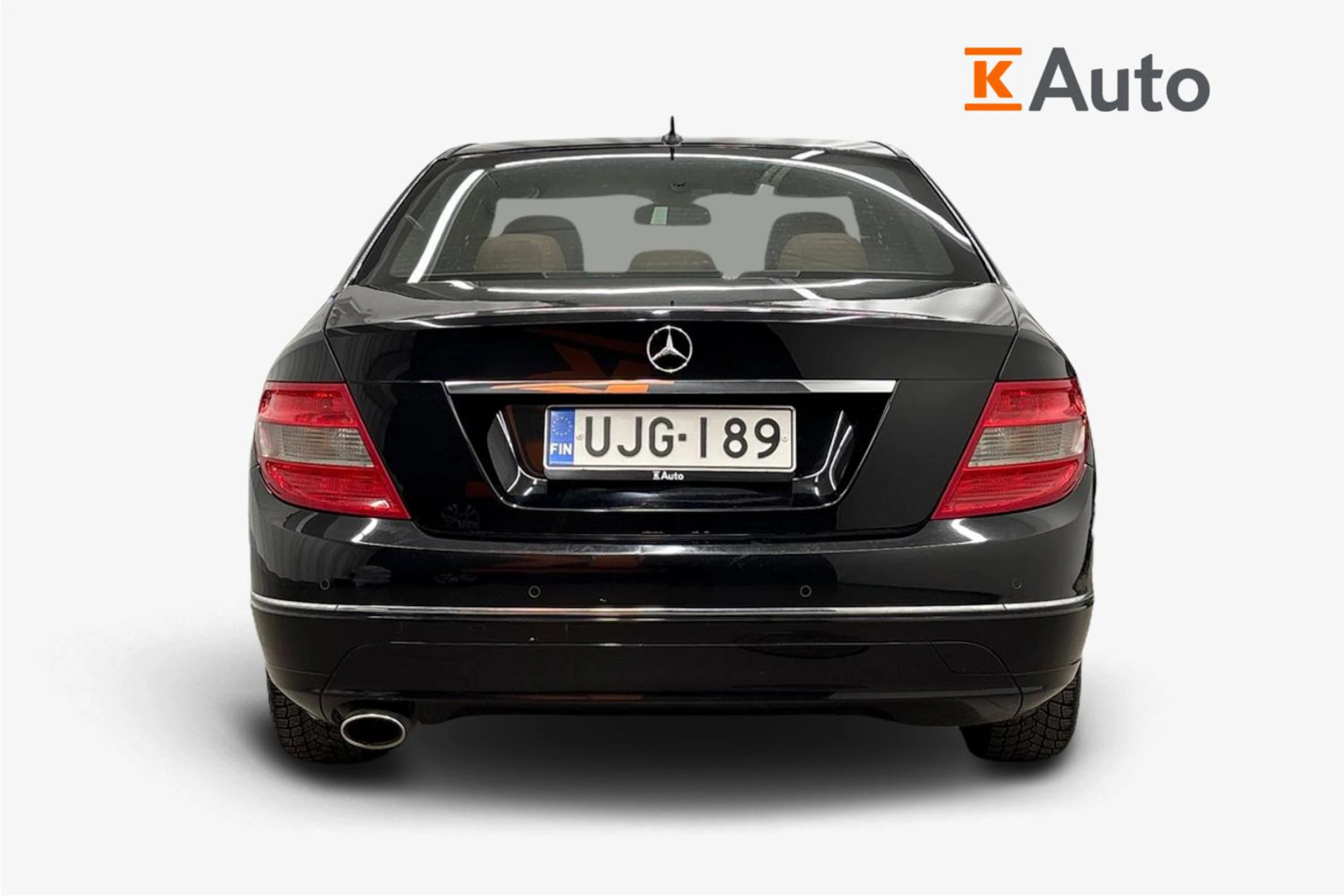 Musta Mercedes-Benz C 2010 kuva 3.