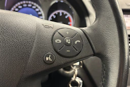 Musta Mercedes-Benz C 2010 kuva 15.