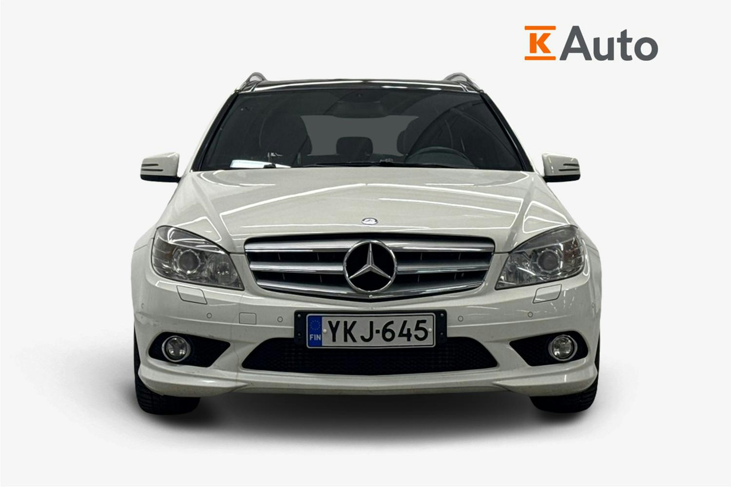 valkoinen Mercedes-Benz C 2010 kuva 5.