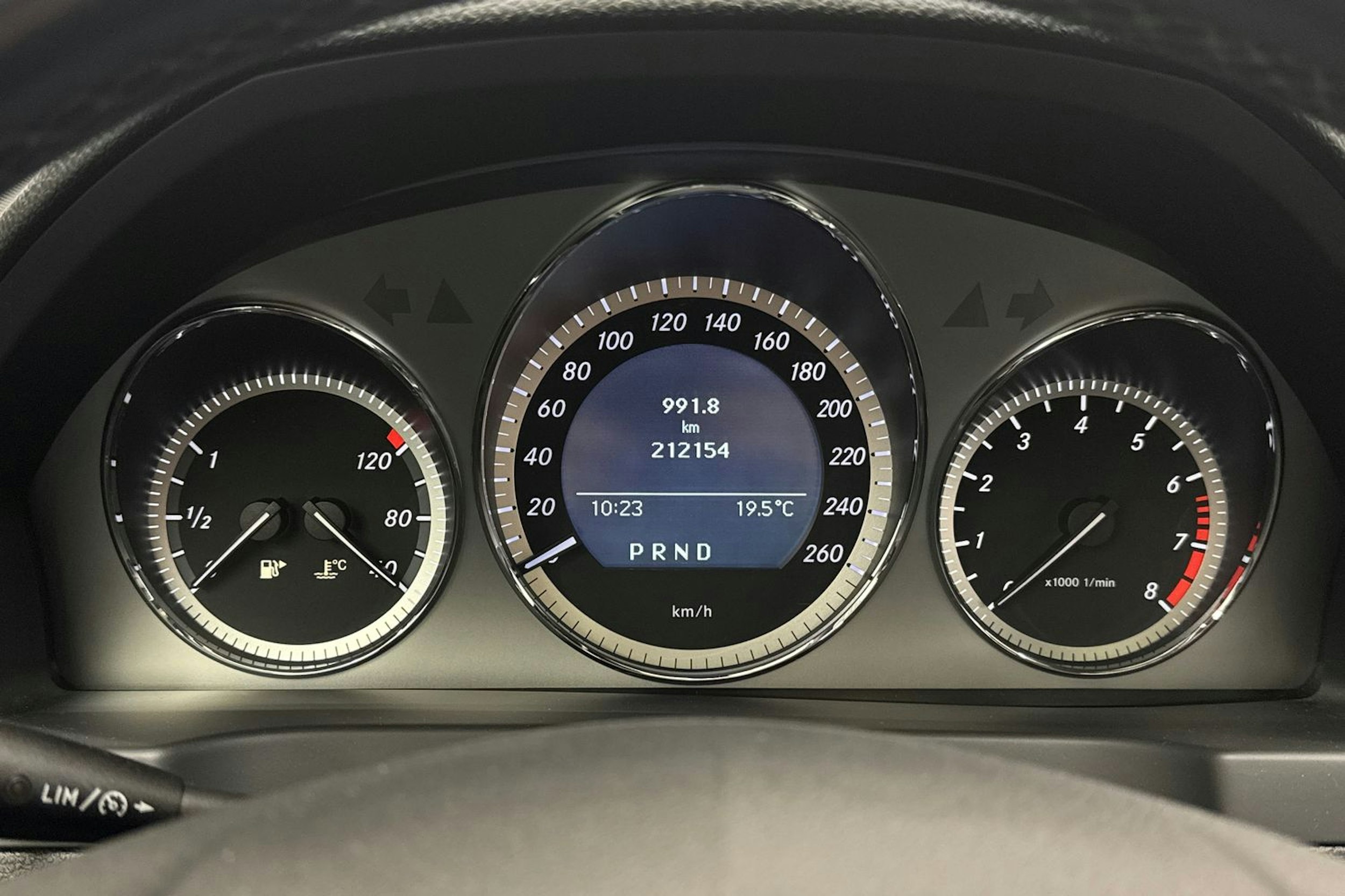 valkoinen Mercedes-Benz C 2010 kuva 18.