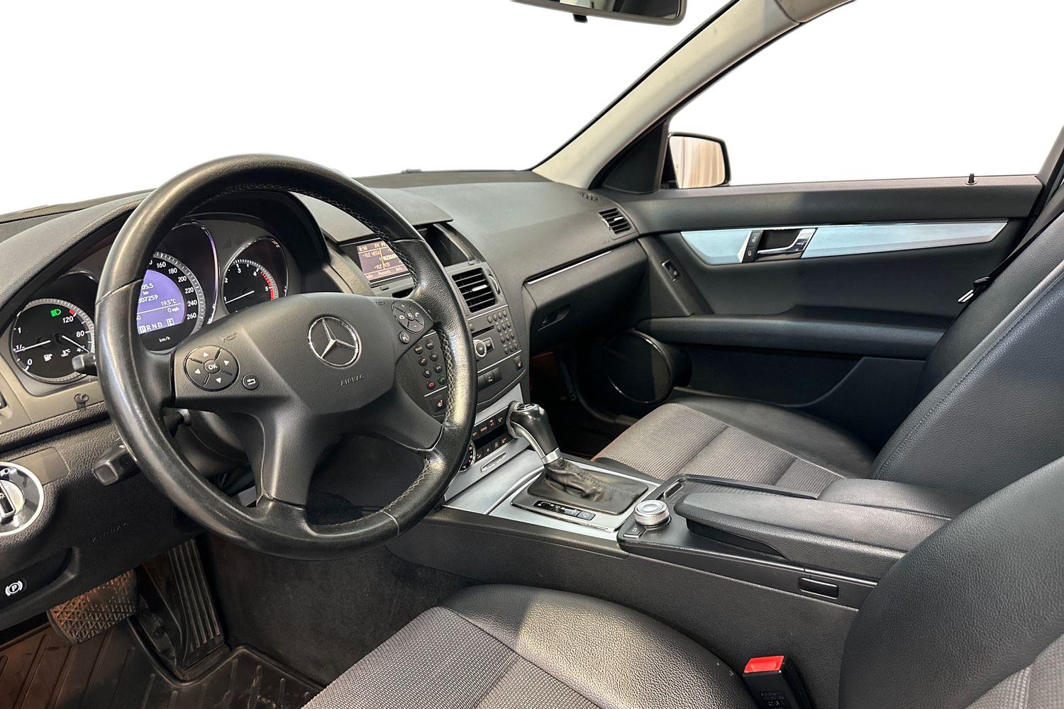 Mercedes-Benz C 2011, kuva 6/31