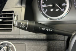 musta Mercedes-Benz C 2011 kuva 20.