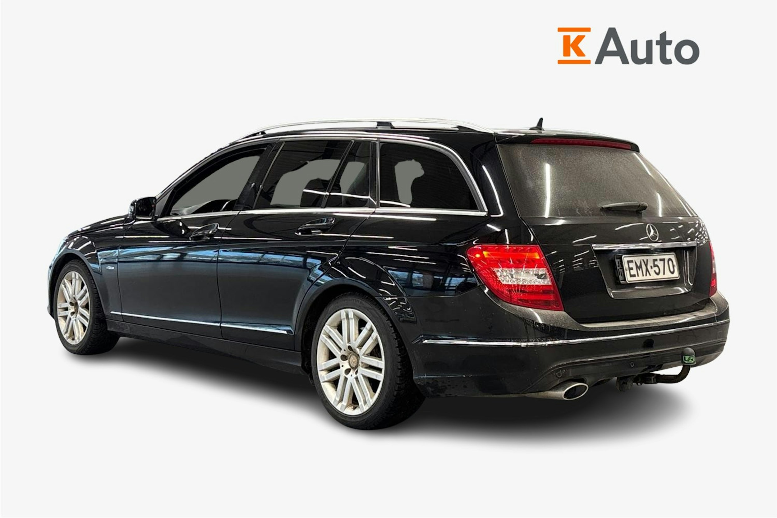 musta Mercedes-Benz C 2011 kuva 2.