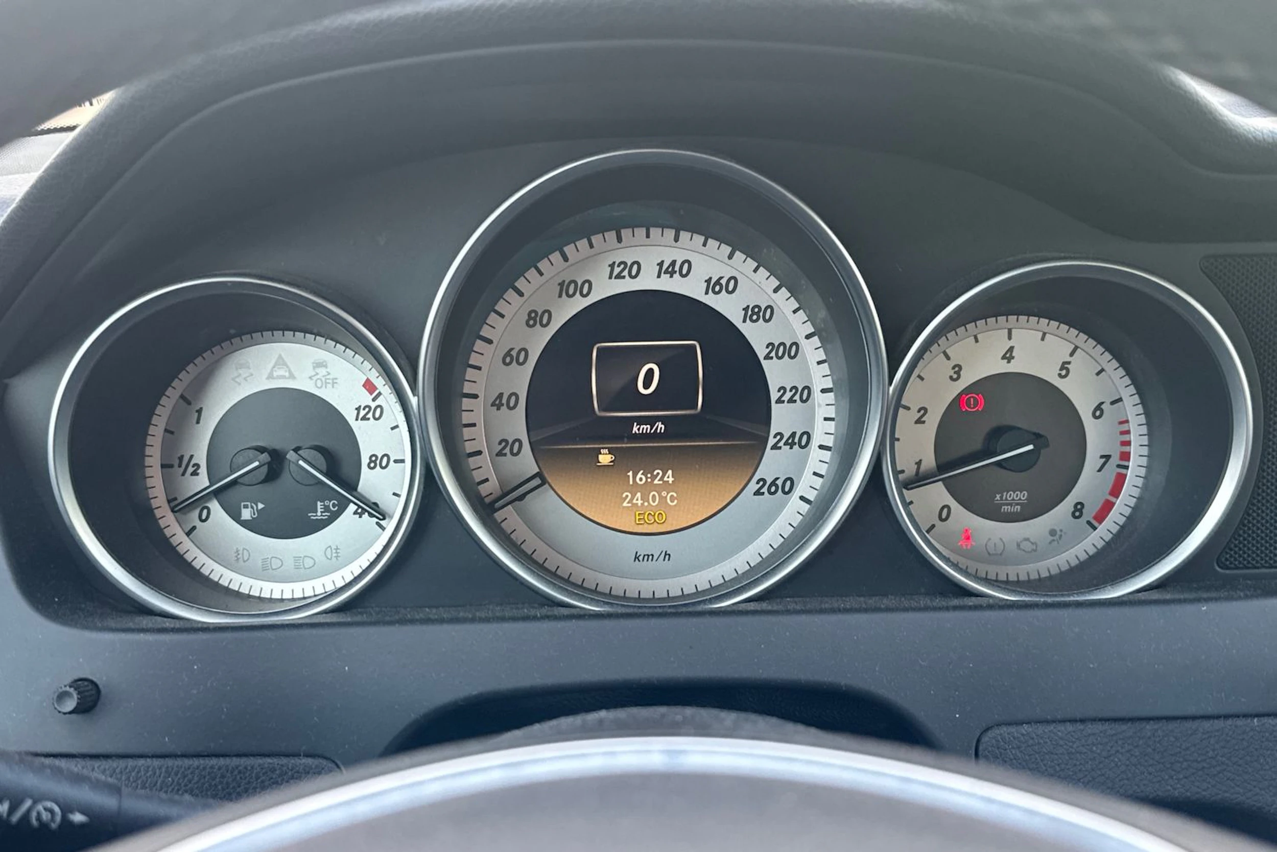 Musta Mercedes-Benz C 2011 kuva 6.