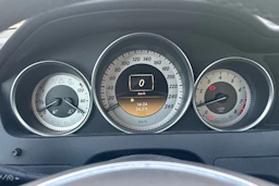 Musta Mercedes-Benz C 2011 kuva 6.