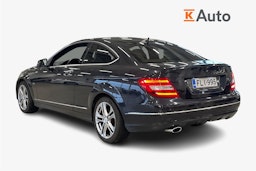 musta Mercedes-Benz C 2011 kuva 2.