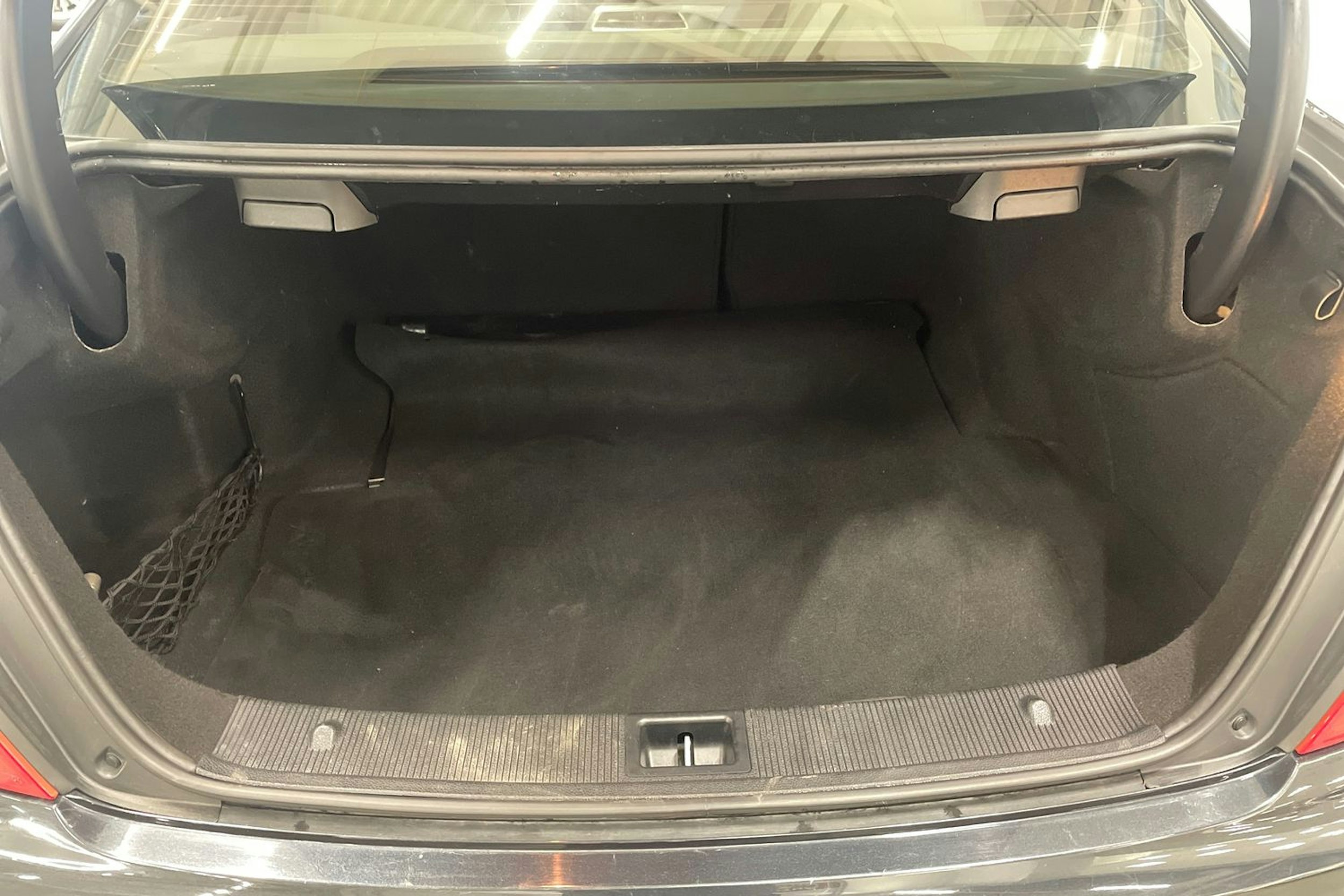 musta Mercedes-Benz C 2011 kuva 14.