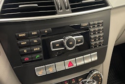 musta Mercedes-Benz C 2011 kuva 20.