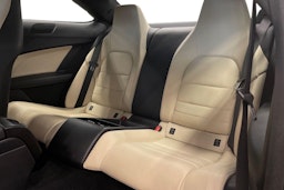 Sininen Mercedes-Benz C 2011 kuva 10.