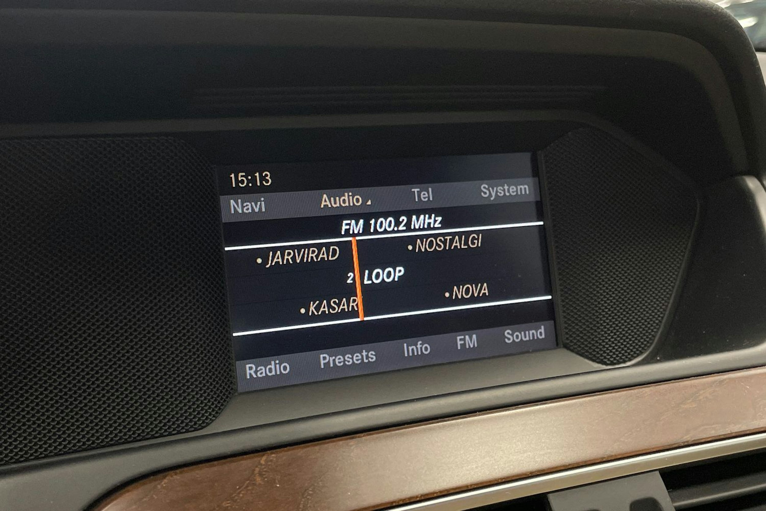 Sininen Mercedes-Benz C 2011 kuva 22.
