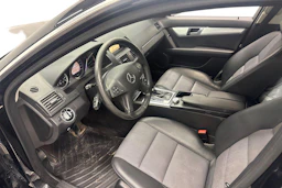 musta Mercedes-Benz C 2011 kuva 6.