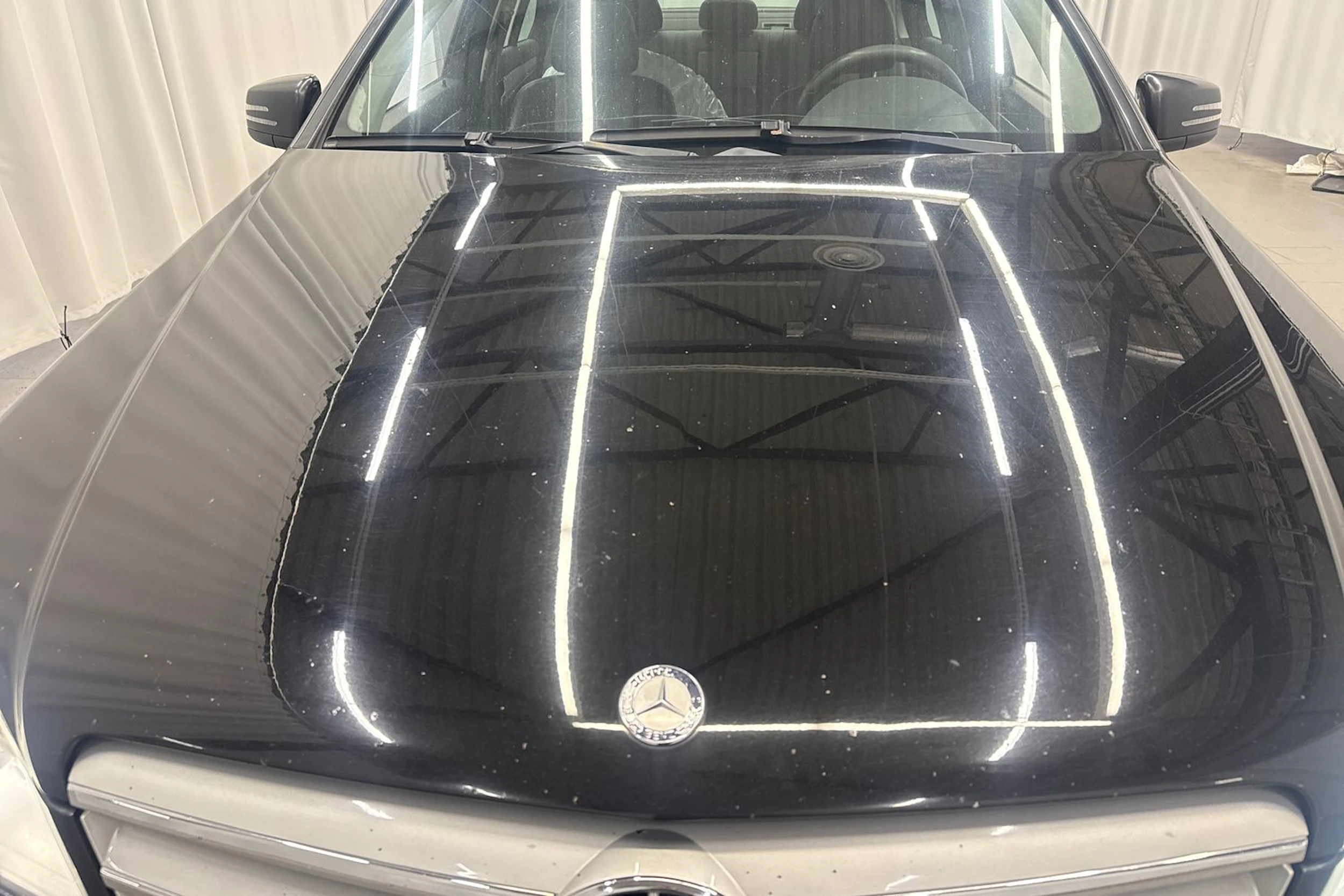 musta Mercedes-Benz C 2011 kuva 14.