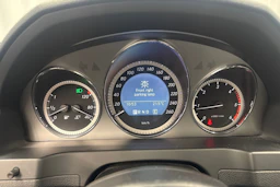 musta Mercedes-Benz C 2011 kuva 21.