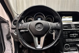 harmaa Mercedes-Benz C 2011 kuva 18.