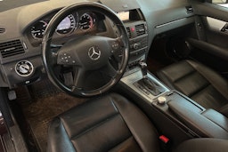 Ruskea (beige) Mercedes-Benz C 2011 kuva 3.