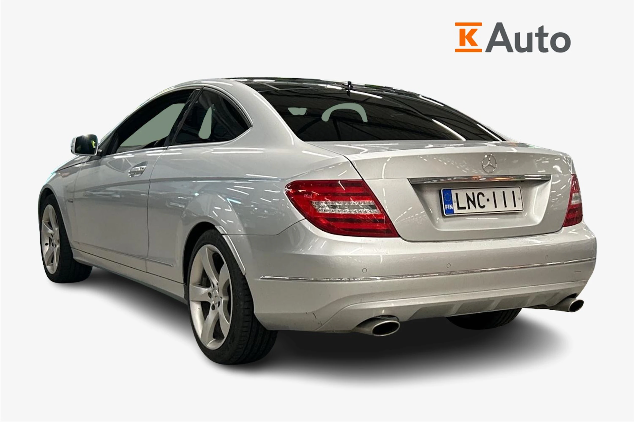 harmaa Mercedes-Benz C 2011 kuva 2.