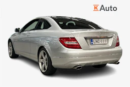 harmaa Mercedes-Benz C 2011 kuva 2.