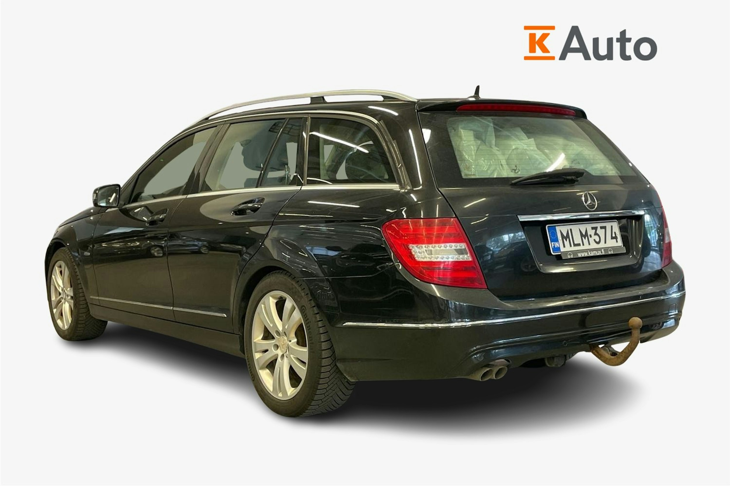 Musta Mercedes-Benz C 2011 kuva 2.