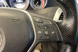 Musta Mercedes-Benz C 2011 kuva 15.