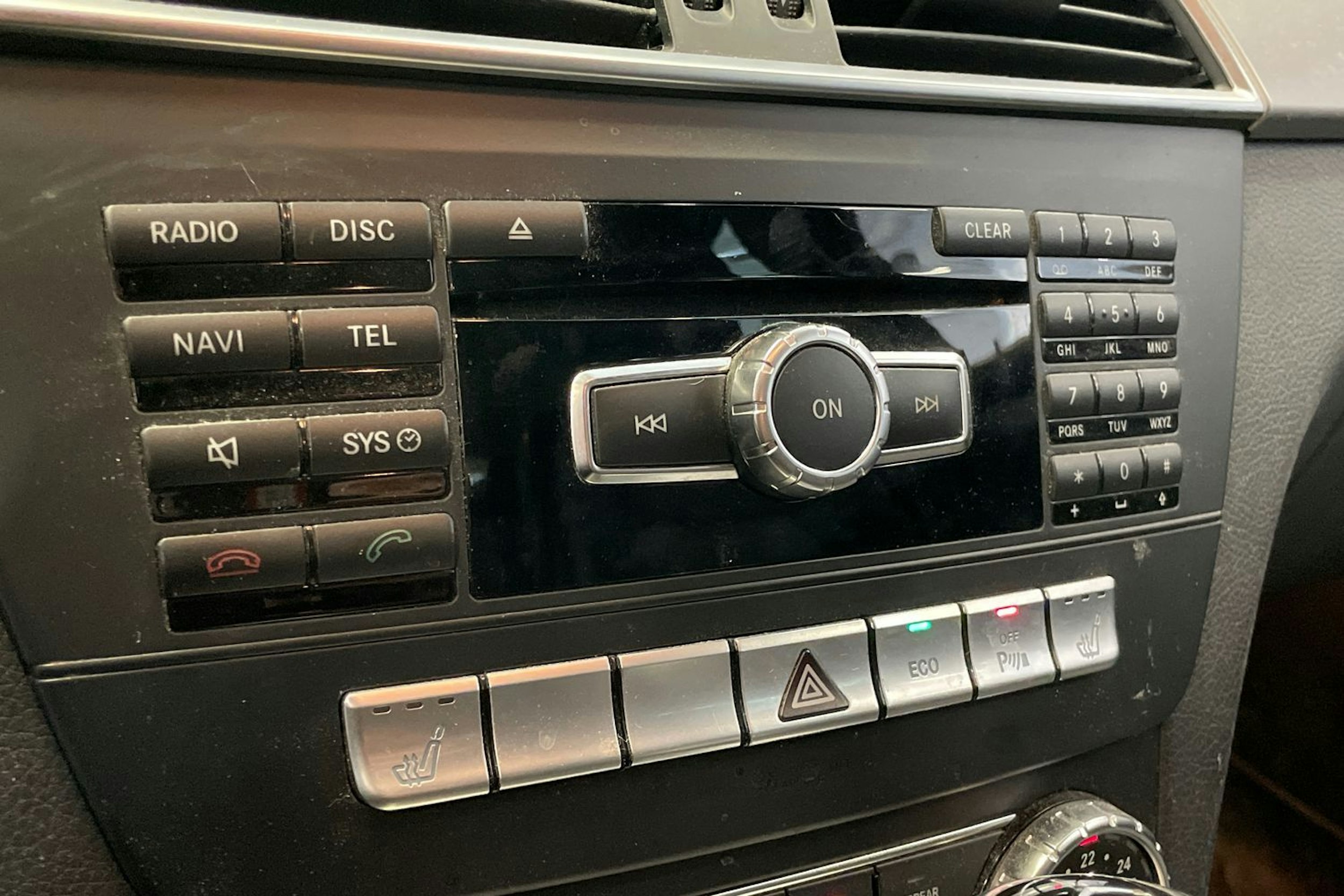 Musta Mercedes-Benz C 2011 kuva 17.