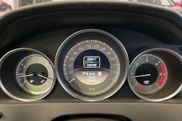 Musta Mercedes-Benz C 2011 kuva 21.
