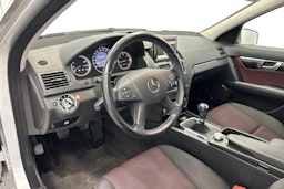 hopea Mercedes-Benz C 2011 kuva 7.