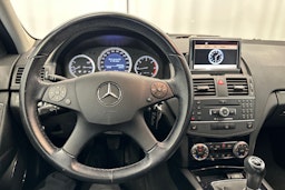 hopea Mercedes-Benz C 2011 kuva 15.