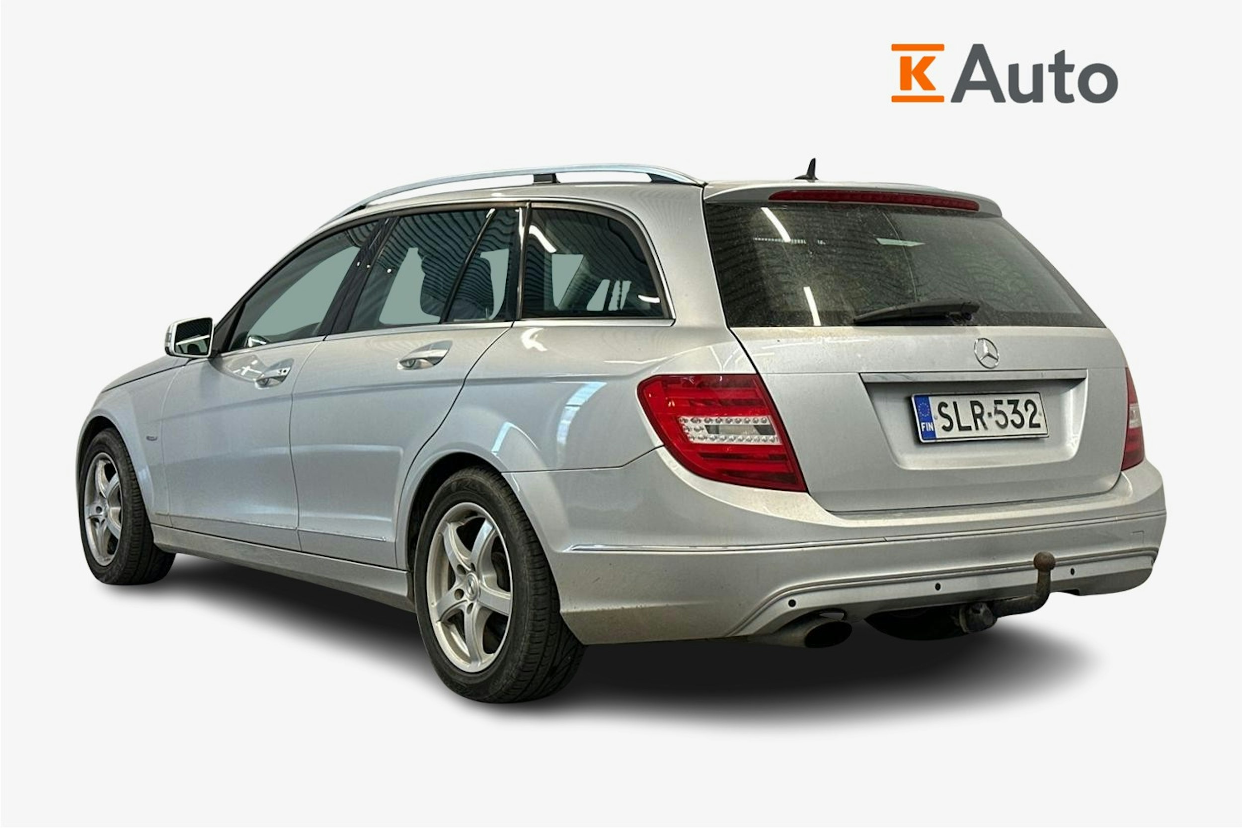 harmaa Mercedes-Benz C 2011 kuva 2.