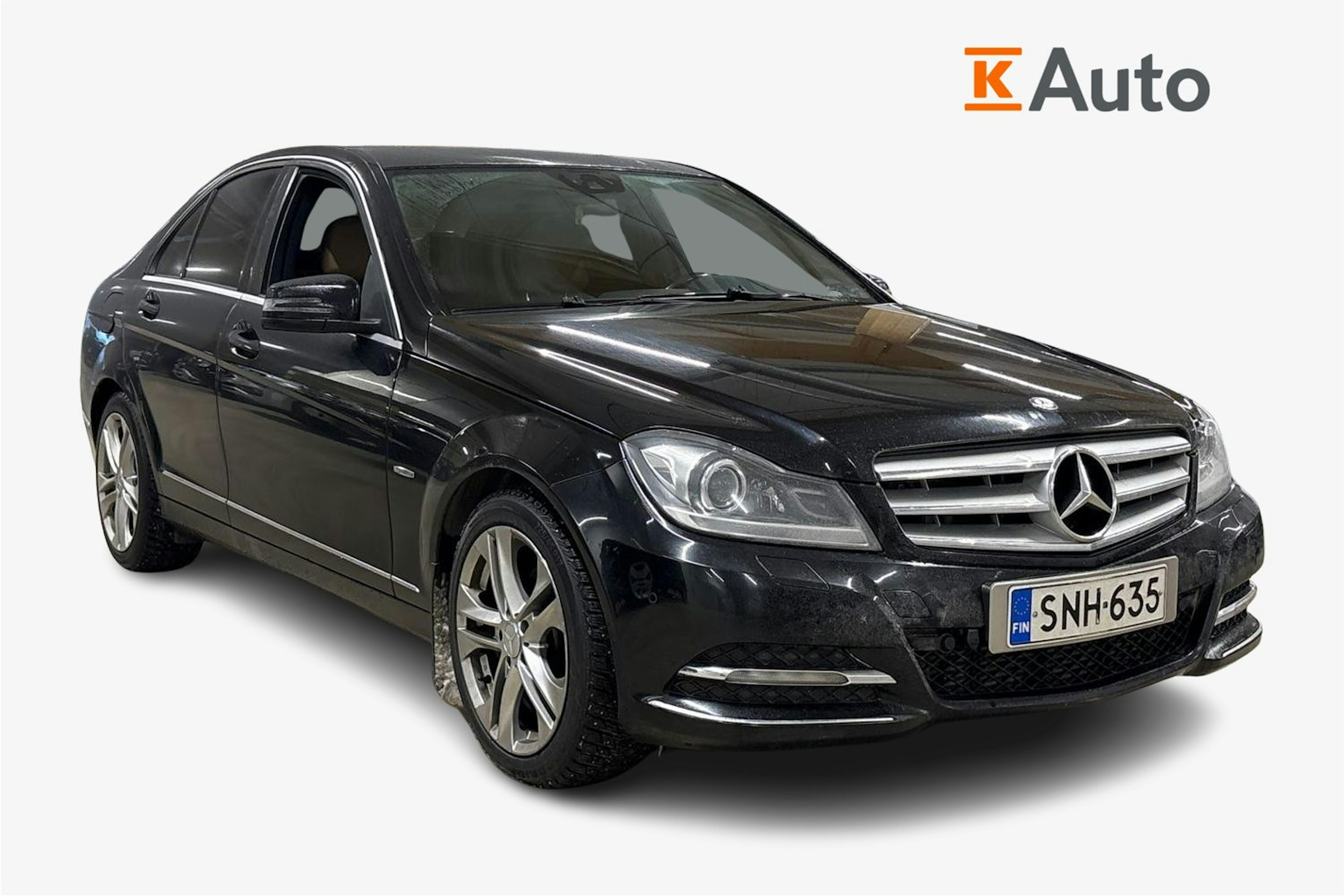 musta Mercedes-Benz C 2011 kuva 1.