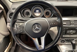 ruskea (beige) Mercedes-Benz C 2011 kuva 14.