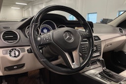 ruskea (beige) Mercedes-Benz C 2011 kuva 26.