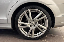 Harmaa Mercedes-Benz C 2011 kuva 10.