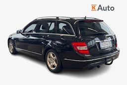 Musta Mercedes-Benz C 2011 kuva 2.