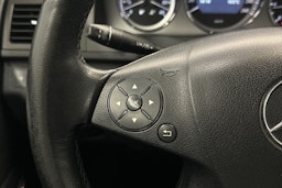 musta Mercedes-Benz C 2011 kuva 20.