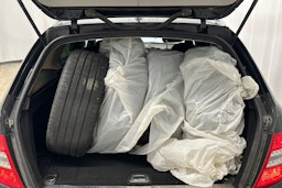 musta Mercedes-Benz C 2011 kuva 35.