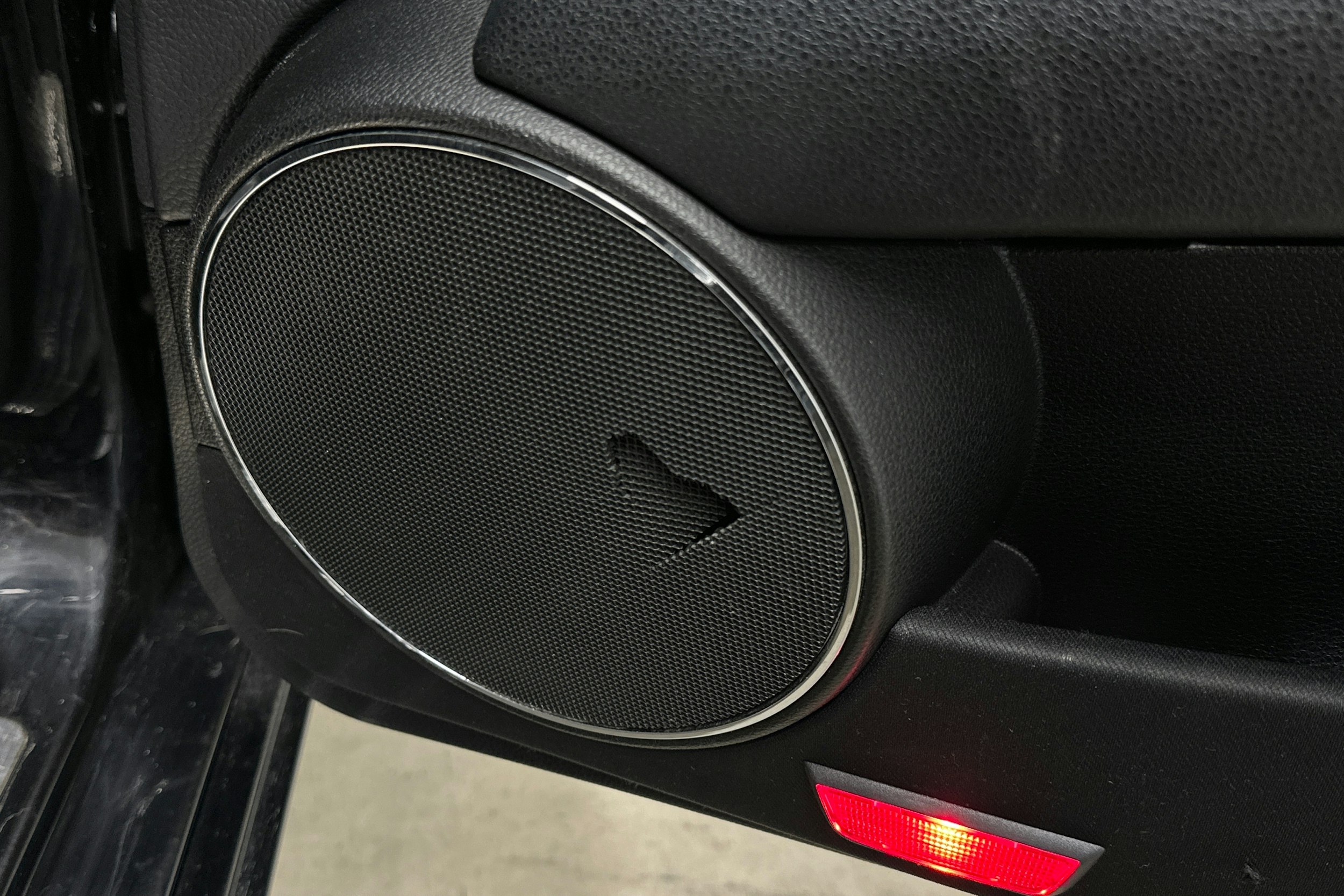 musta Mercedes-Benz C 2011 kuva 36.